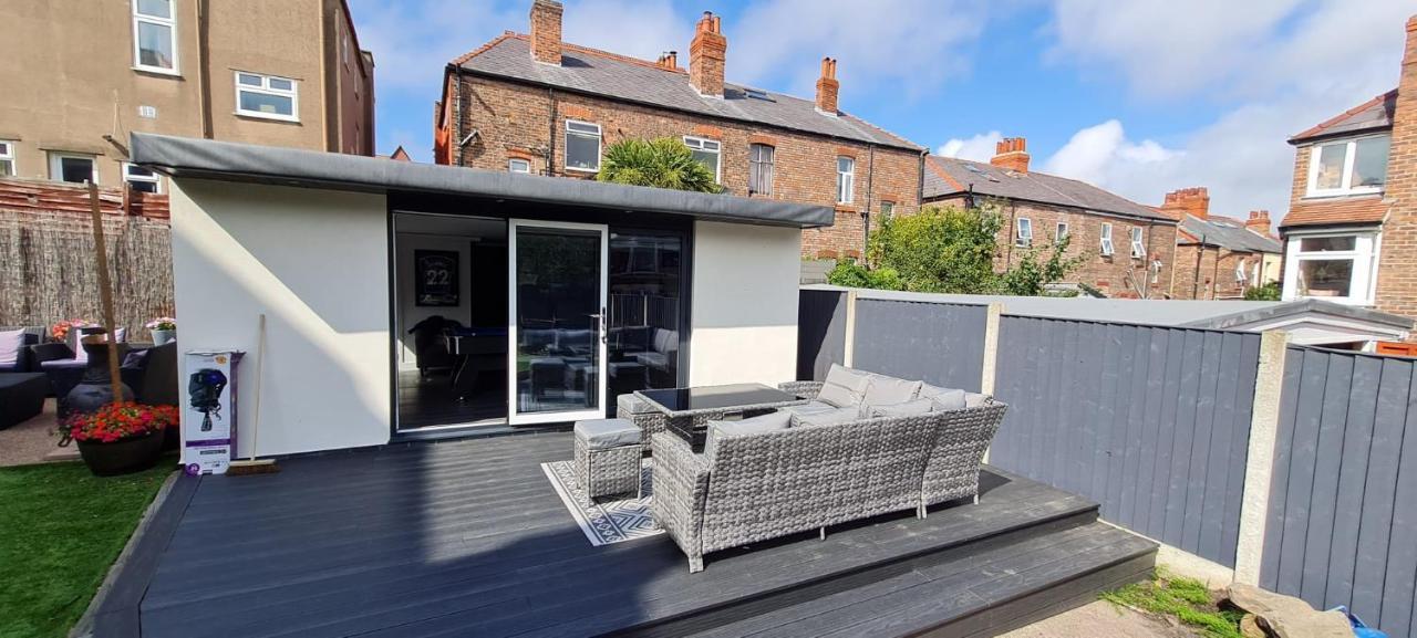 Lovely Unit Elgin Drive Coastal Bliss Your Seaside Retreat With City Excitement Wallasey Exterior photo